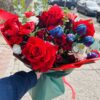 Buchet de flori spectaculos cu trandafiri roșii- cadoul perfect! - imagine 3